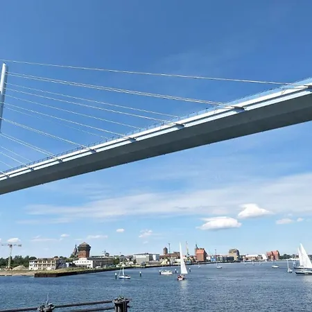 Mit Kamin U Terrasse Nahe Dem Strelasund Franken Vorstadt
