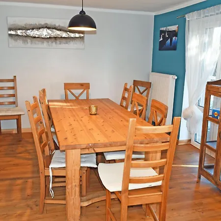 Mit Kamin U Terrasse Nahe Dem Strelasund Franken Vorstadt
